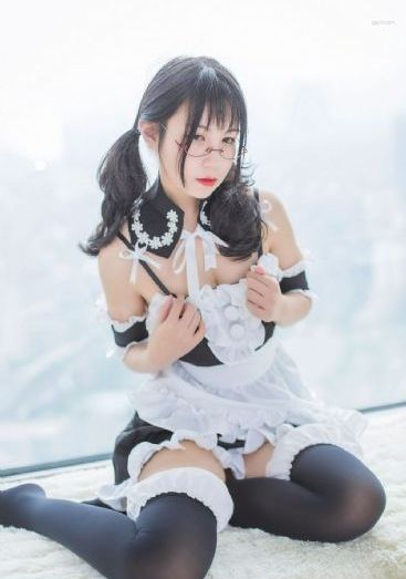 曹查理 奸魔