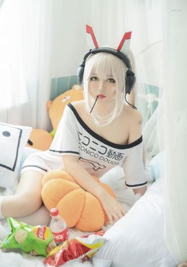 女人的超长巨茎人妖3d