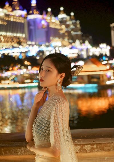 韩国大尺度吃奶做爰