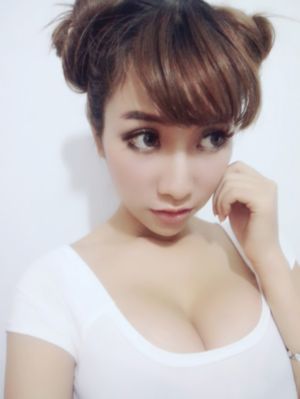 国产成人免费视频