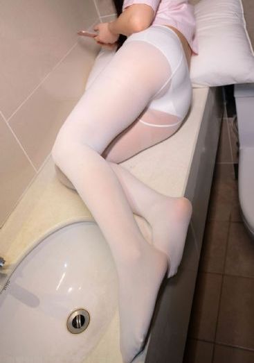 交换工作:漂亮的女性员工