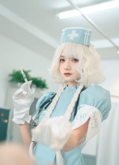 发狂的现代史 电影