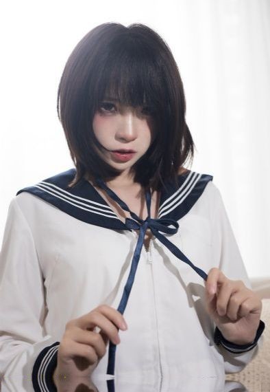 《地下偶像》