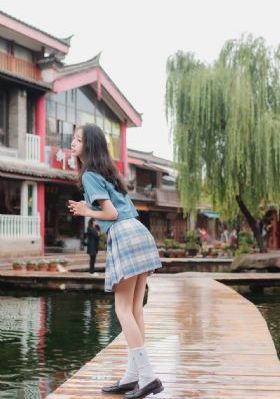 迷人的保姆年轻漂亮幼师