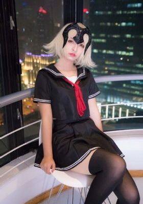 学长撕开我的乳罩慢慢揉捏电影