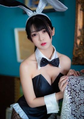 奥特曼100集免费观看
